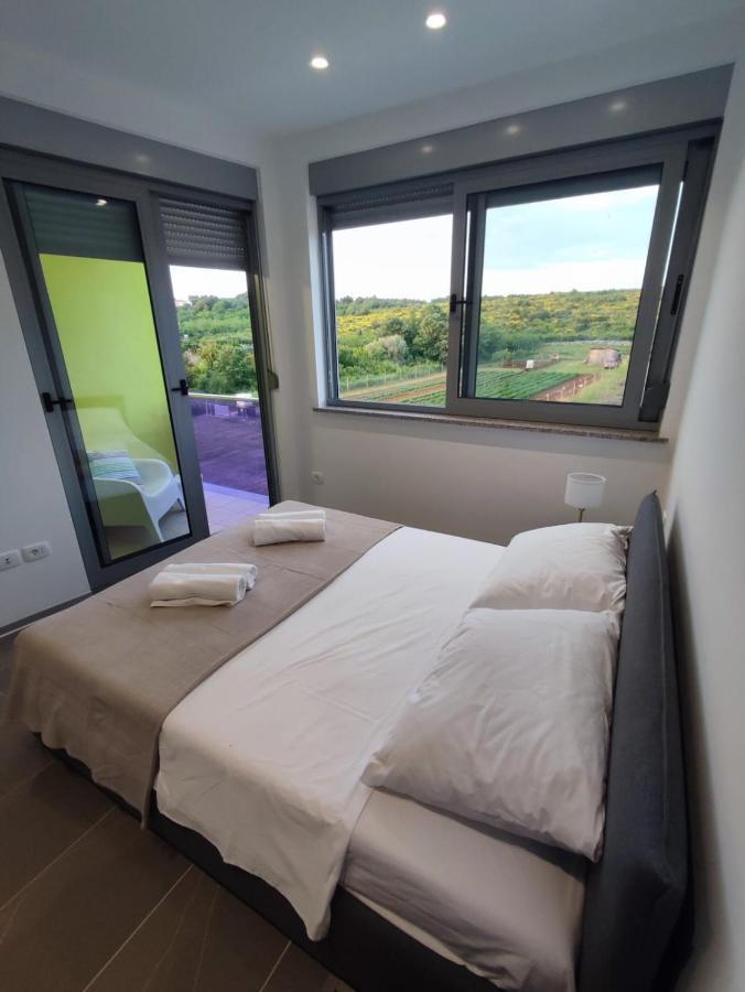 Apartment Hana Zambratija  Luaran gambar