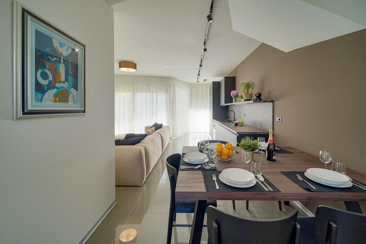 Apartment Hana Zambratija  Luaran gambar